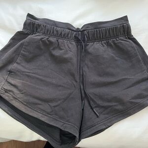 Lululemon inner glow black shorts